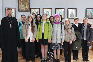 Беседа в храме с учениками седьмого класса Малечской школы