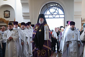 Архипастырский визит в приход храма святых апостолов Петра и Павла в г. Берёзе