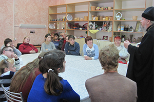 Встреча со священнослужителем в Березовском ТЦСОН