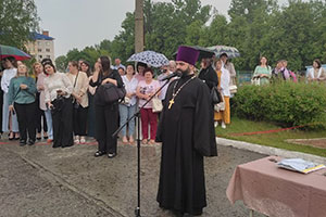 Торжественные школьные линейки в г. Белоозерске