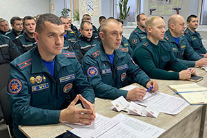 Беседа с личным составом Березовского РОЧС на тему: «Святые люди - кто они?»