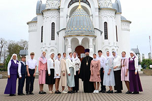 «Листая школьные страницы»