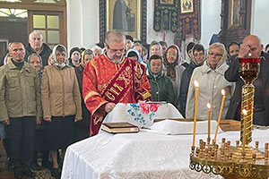 Молебен о страждущих грехом винопития в аг. Селец
