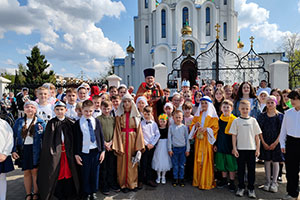 Пасхальный праздник для учащихся Серафимовской воскресной школы в г. Белоозёрске