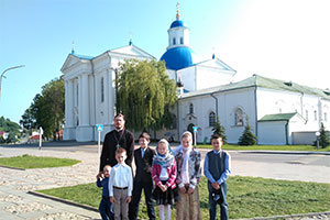 Воспитанники воскресной школы посетили Свято-Успенский Жировичский монастырь