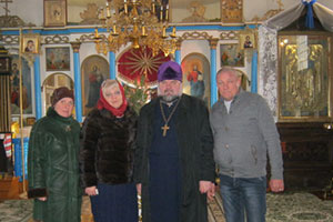 Паломники из Ставропольского края посетили Черняковский храм