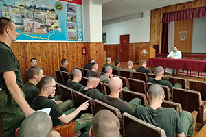 Беседа «Вопрос-ответ» с военнослужащими 16 полка РЭБ