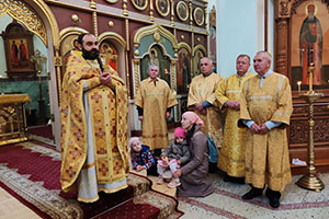 Волонтёрская акция Серафимовской воскресной школы «С Днём учителя!»