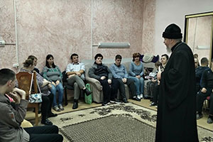 Встреча протоиерея Георгия Шевцова с воспитанниками отделения социальной реабилитации, абилитации инвалидов Березовского ТЦСОН