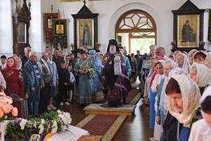 Архипастырский визит в приход храма Успения Пресвятой Богородицы в аг. Селец Березовского района