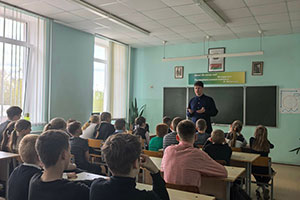 Открытый урок со священником в Междулесской средней школе