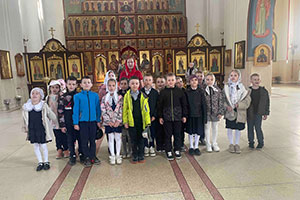 Учащиеся 2 класса ГУО «Березовская начальная школа» посетили храм святых апостолов Петра и Павла