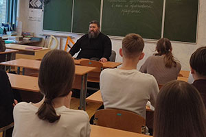 Беседа на тему: «Борьба с наркоманией, СПИДом, алкоголем, вредными привычками» в Первомайской средней школе