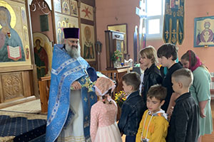 Молебен на начало учебного года в храме Рождества Пресвятой Богородицы в д. Здитово