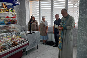 Освящение нового магазина в аг. Спорово