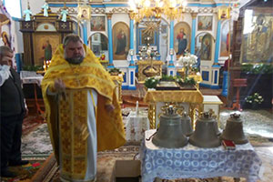Освящение колоколов в Черняковском приходе