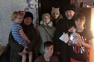 Благотворительная акция «Для добра открой сердце»  на приходе храма Святой Живоначальной Троицы в аг. Пески