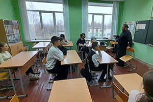 Беседа на тему: «Десять заповедей» в Огородниковской школе