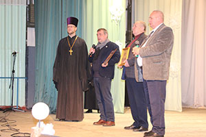 Икона «Объединительница» подарена храму  преподобного Серафима  Саровского в г.Белоозёрске
