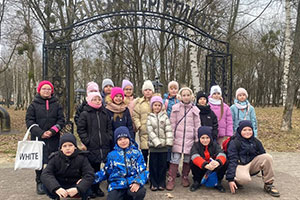 Волонтёрская экологическая акция Серафимовской воскресной школы «Поможем зимой птицам»