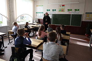 Беседа на тему: «Хорошие поступки» в Кабаковской средней школе