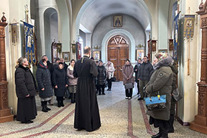 Храм преподобного Серафима Саровского в г. Белоозерске посетили преподаватели из г. Кобрина