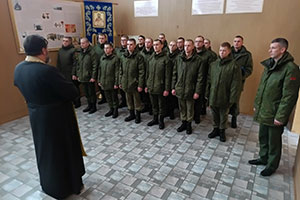 Молебен с акафистом святителю Николаю Чудотворцу в часовне 16 полка РЭБ