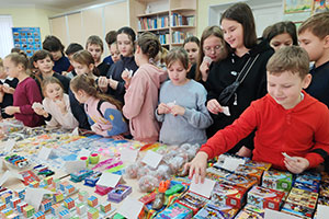 Зимняя ярмарка в Серафимовской воскресной школе